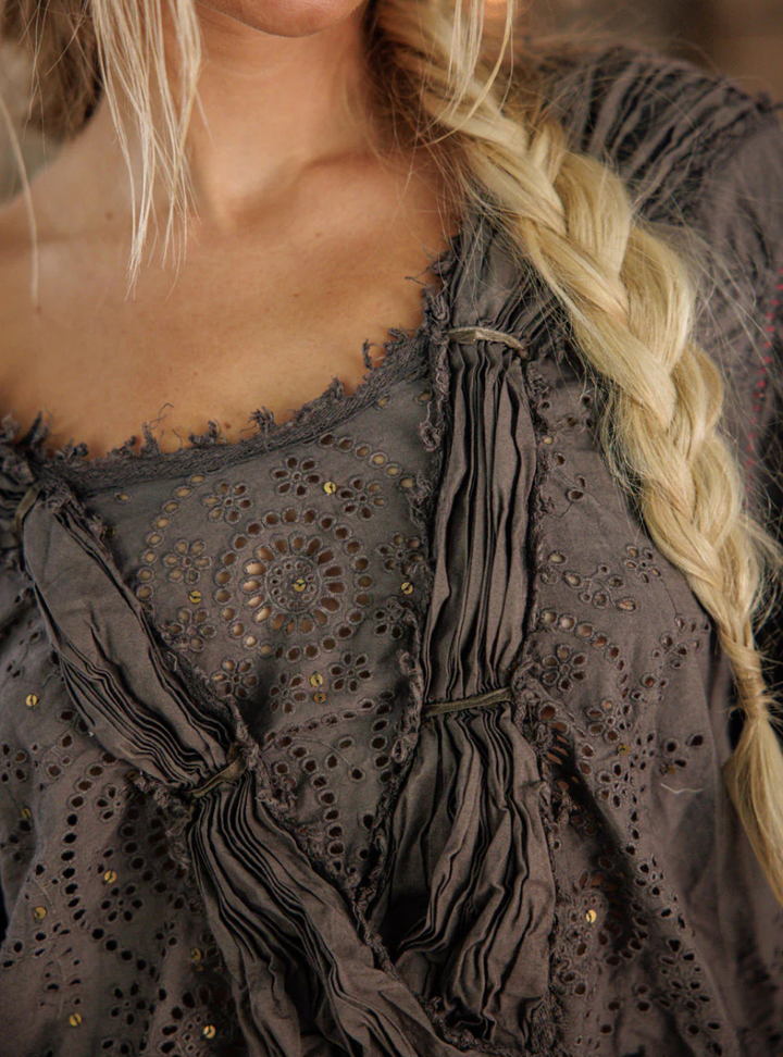 Magnolia Pearl Eyelet Nonnie Belle Blouse 2239 - Ozzy