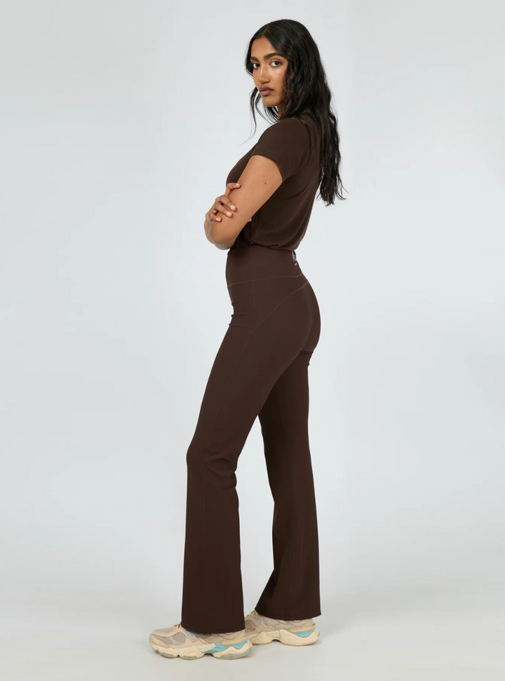 Active Rib Flare Legging - Brown