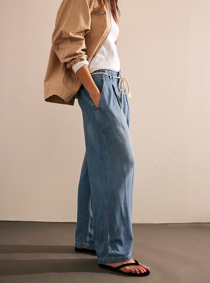 Dakota Cinched Pull-On Jeans - Vine