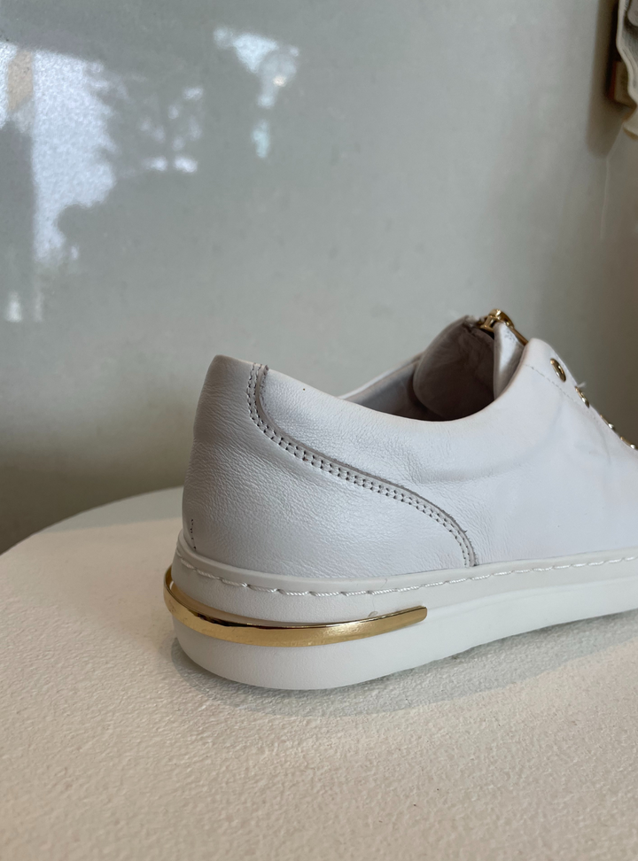 Wavana - White Leather