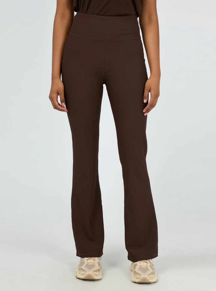 Active Rib Flare Legging - Brown