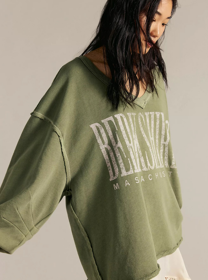 Venice V-Neck Graphic Sweatshirt - Oil Green Combo