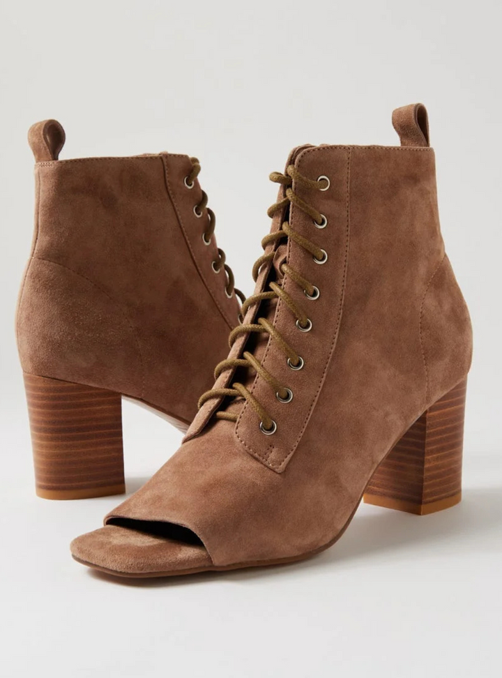 Cista Suede Sandals - Light Choc