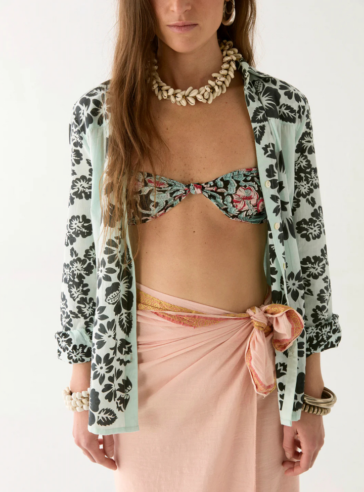 Nestor Pareo - Es Cavallet Peach