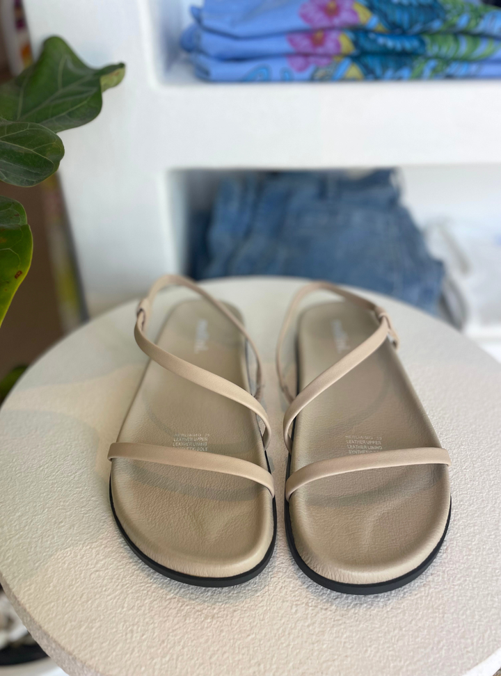 Herlia - Stone Leather