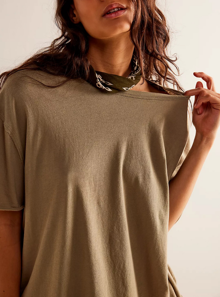 Nina Tee - Olive Stone