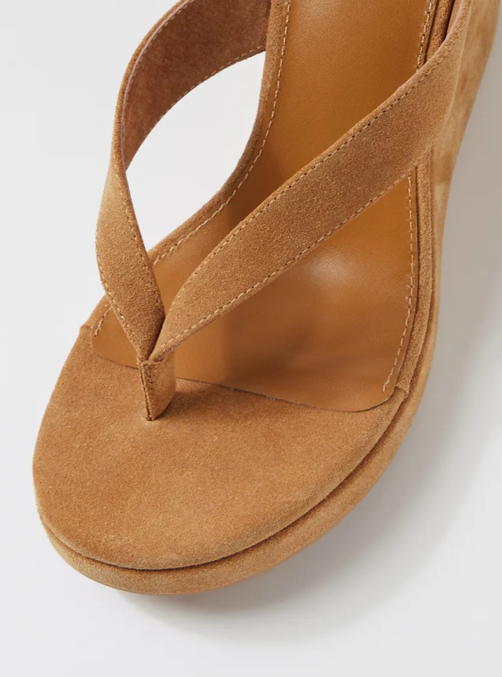 Kyrie Suede Sandals - Caramel
