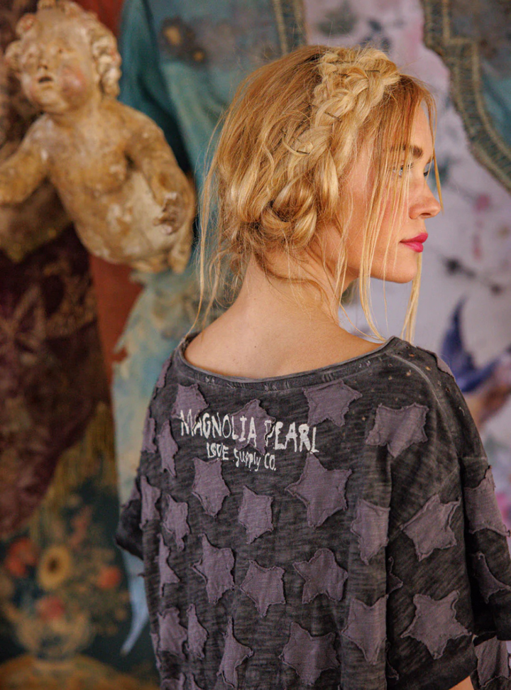 Magnolia Pearl Little Star Appliqué Tee 1991 - Twilight