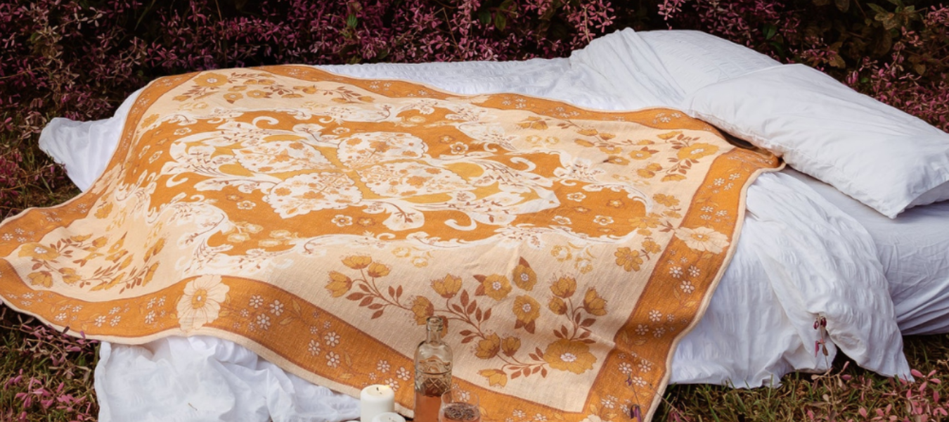 Cushions & Throws