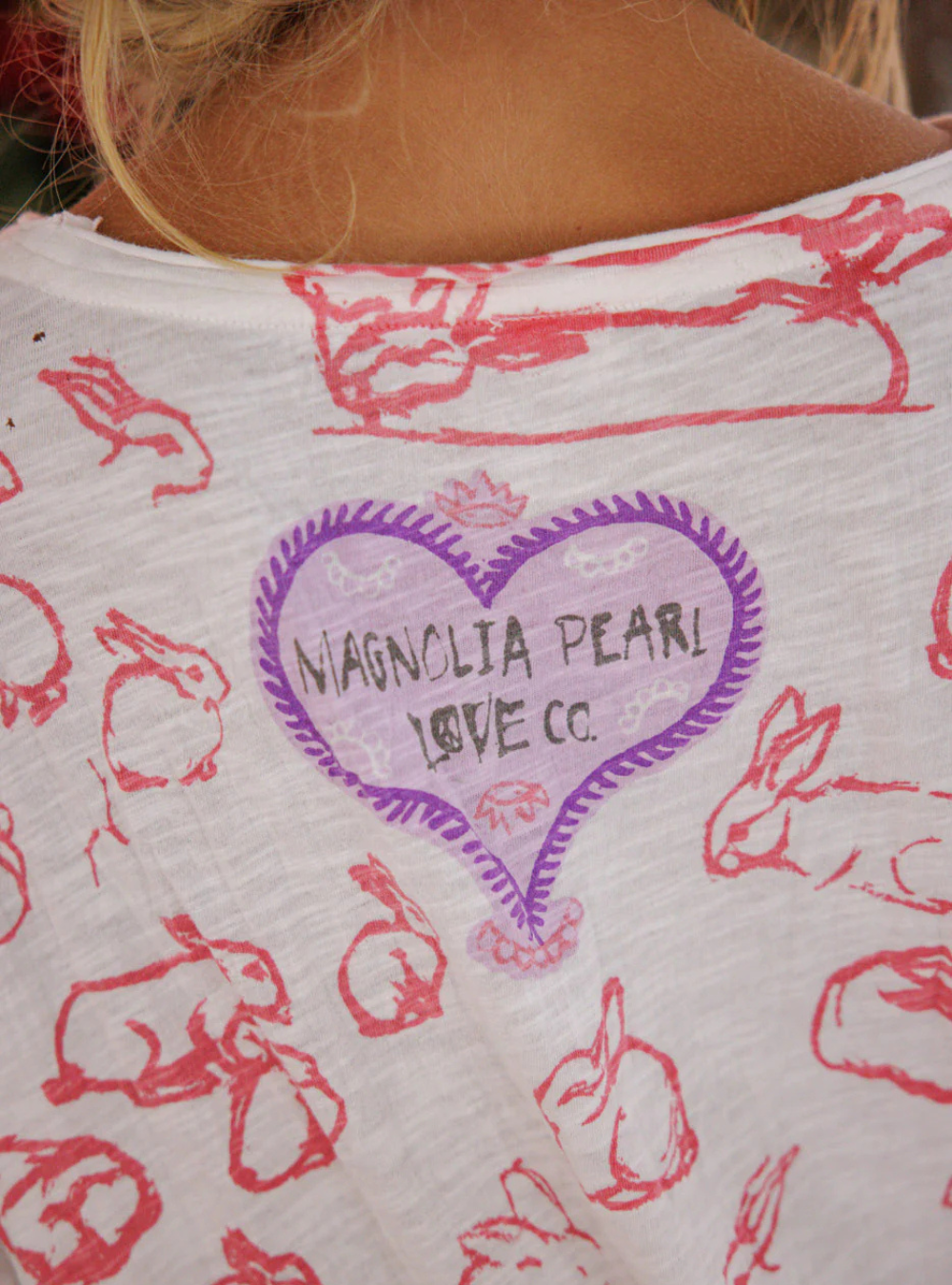 Magnolia Pearl Ducks Love Strawberries Tee 2756 - True