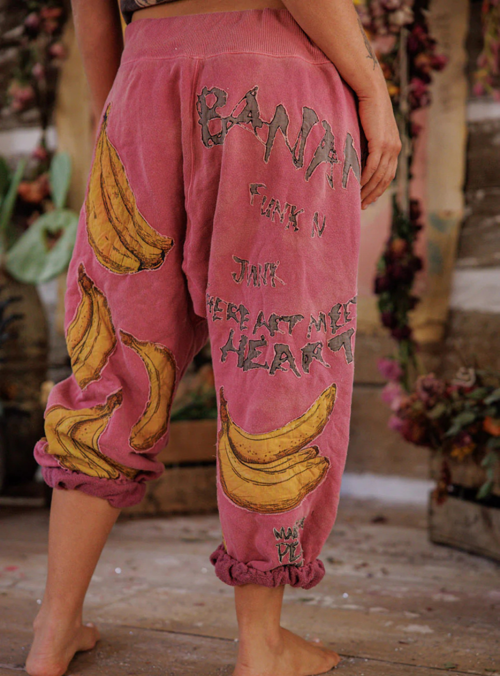 Magnolia Pearl Funk N' Junk La Jolla Jogger 964 - Pink Guava
