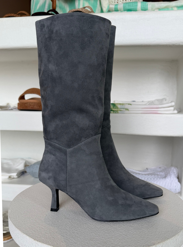 Aleesh Boot – Charcoal Leather Suede