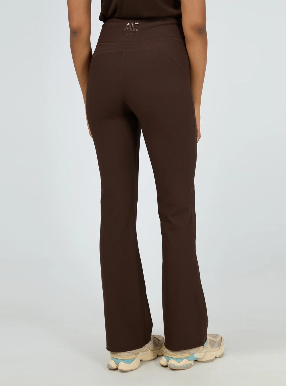 Active Rib Flare Legging - Brown