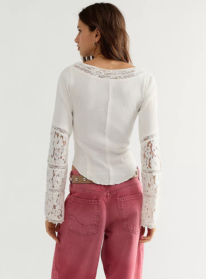 Amber Lace Cuff Long Sleeve Top - White Alyssum
