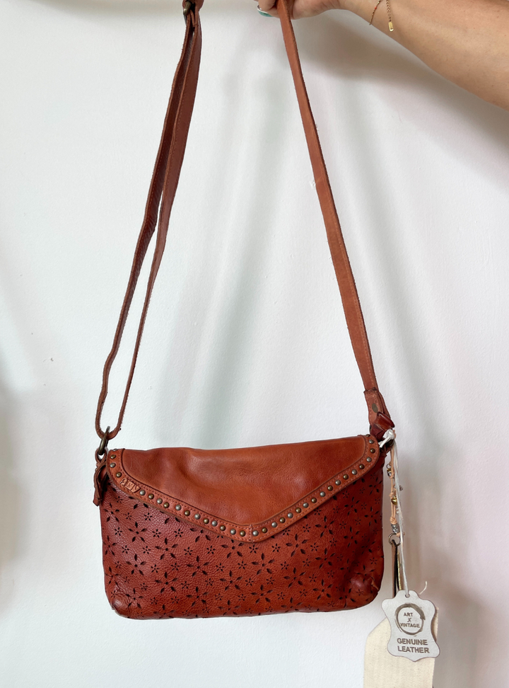 Elodie Crossbody - Tan