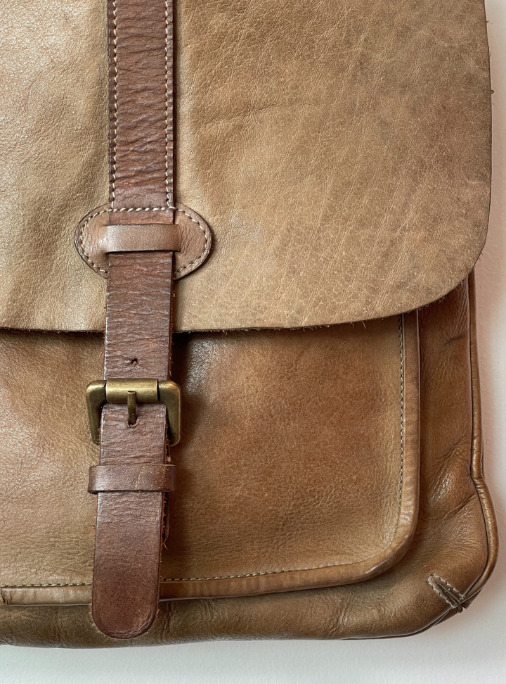 Hudson Buckle Bag - Mud