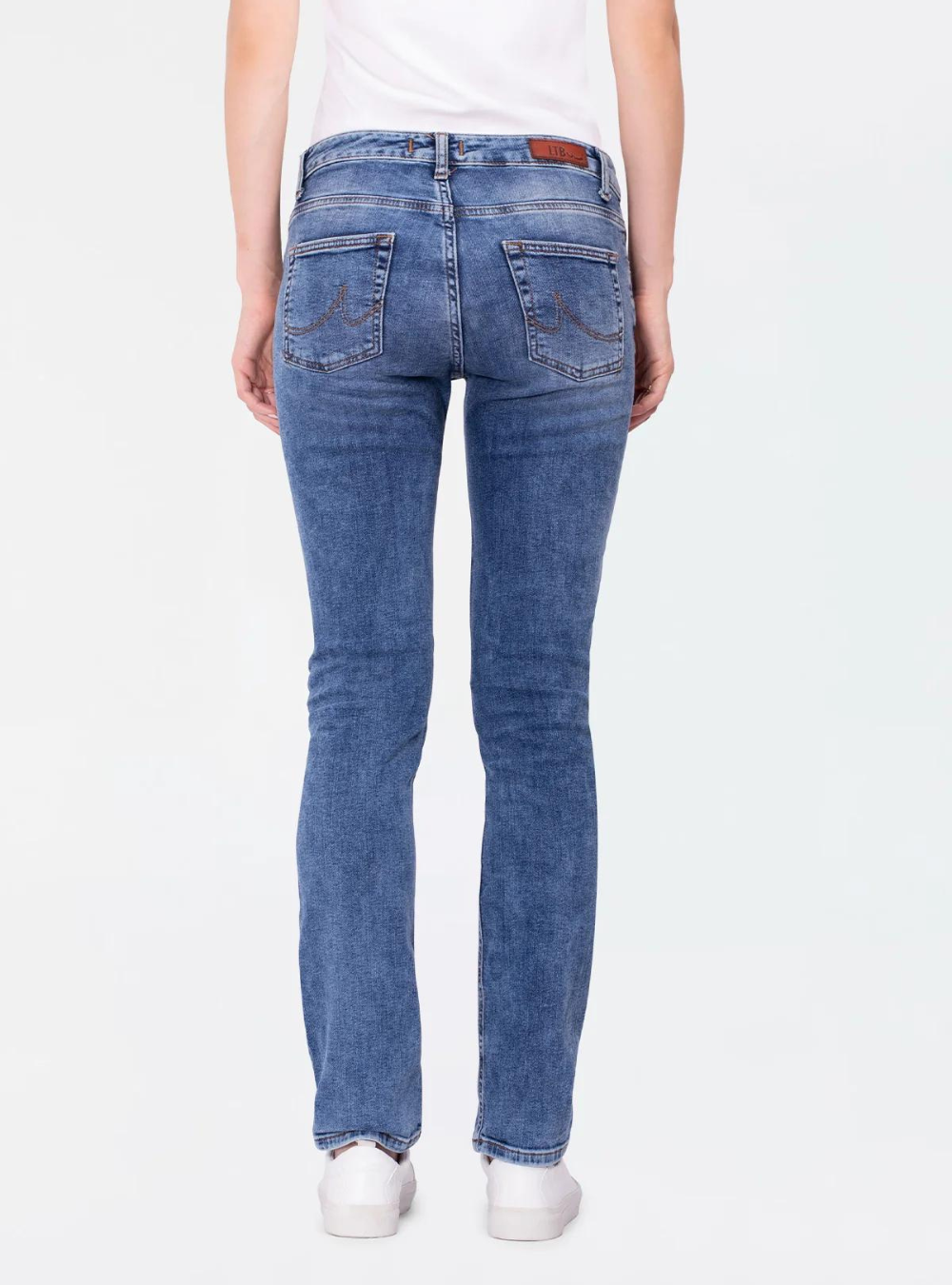 Aspen Y Sior Undamaged Mid Rise Slim Straight