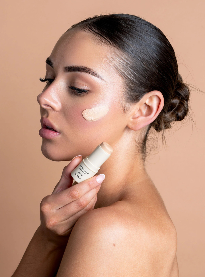 SPF 50 Natural Concealer - Light