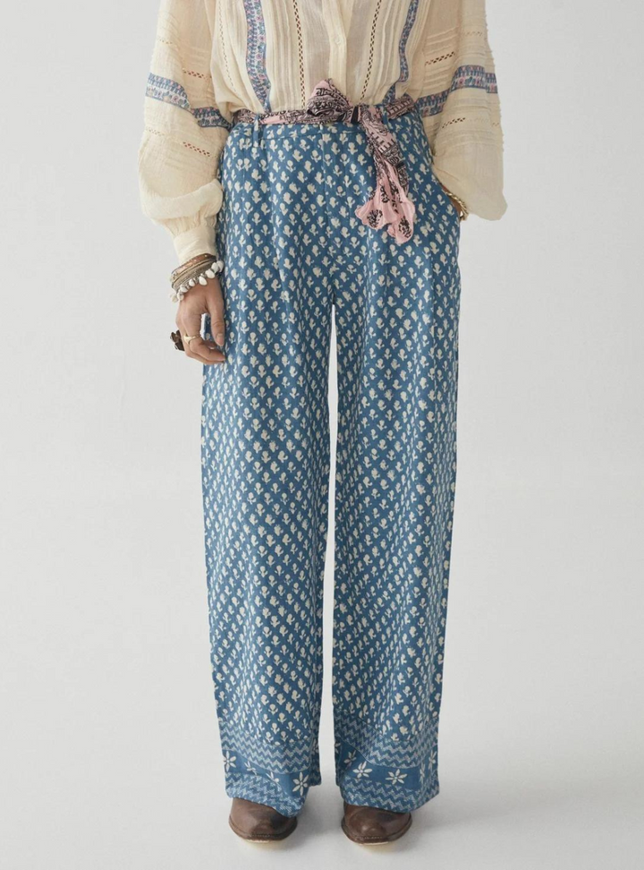 Indira Pant - Blue Simone