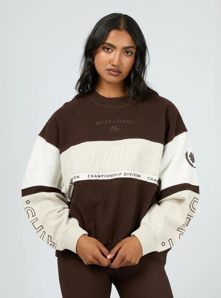Performance Slouch Panel Crew - Brown