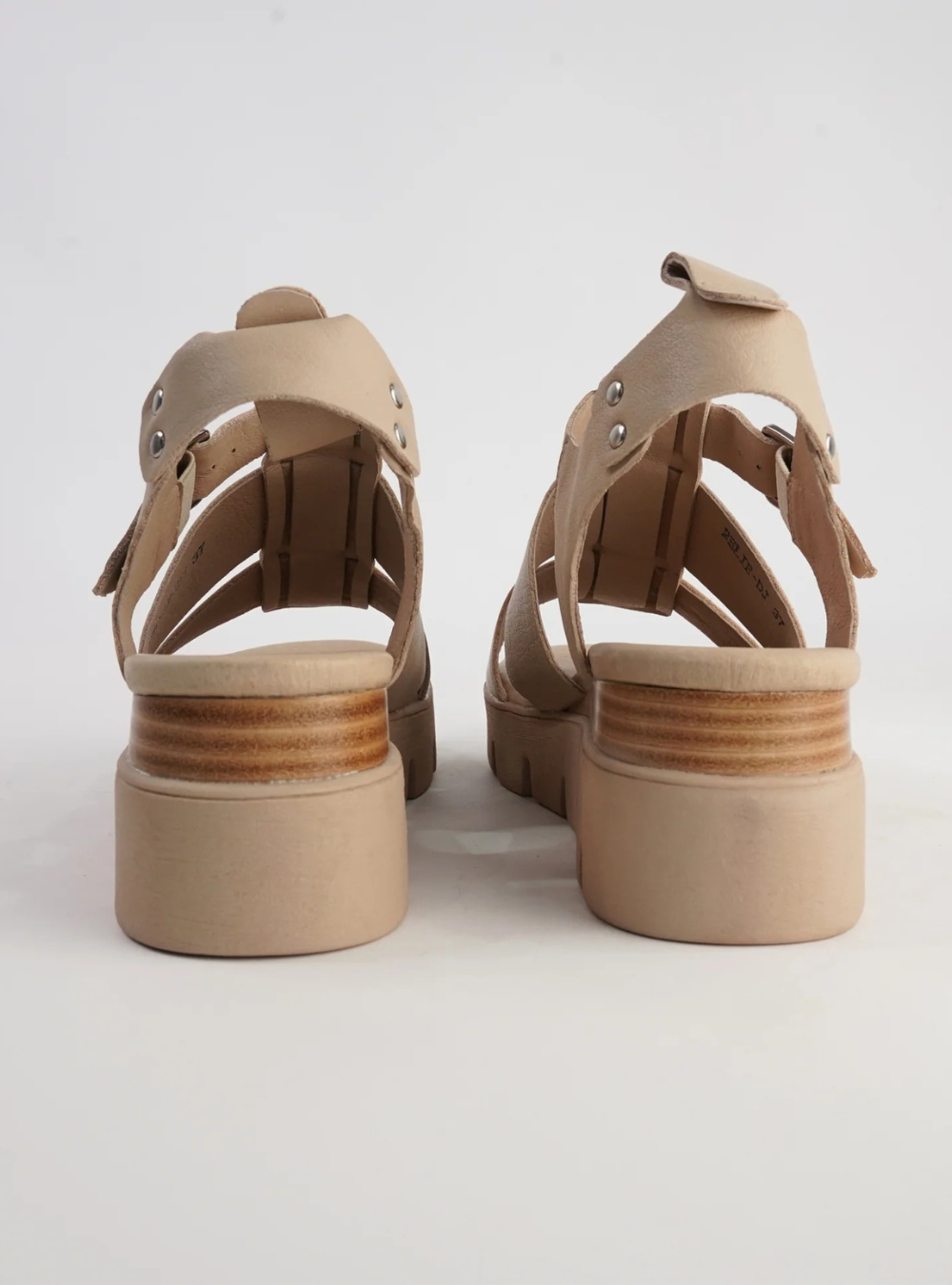 Relie Sandals - Camel