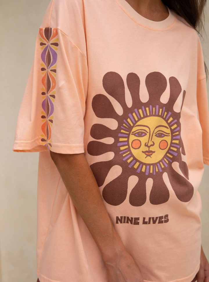 Rainbow Chaser Tee - Peachy