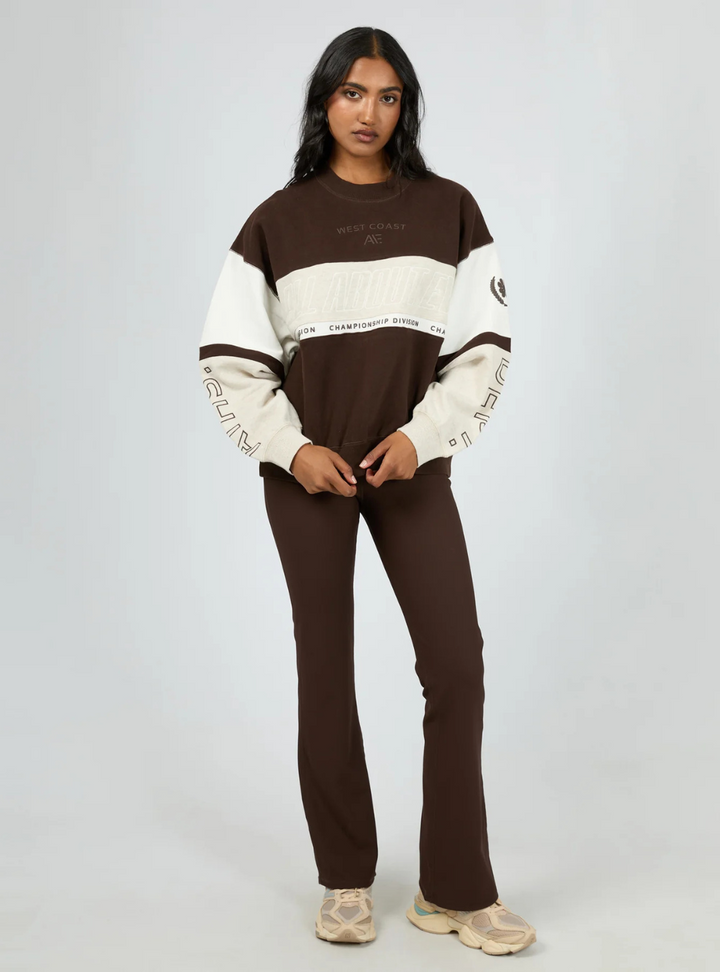 Performance Slouch Panel Crew - Brown