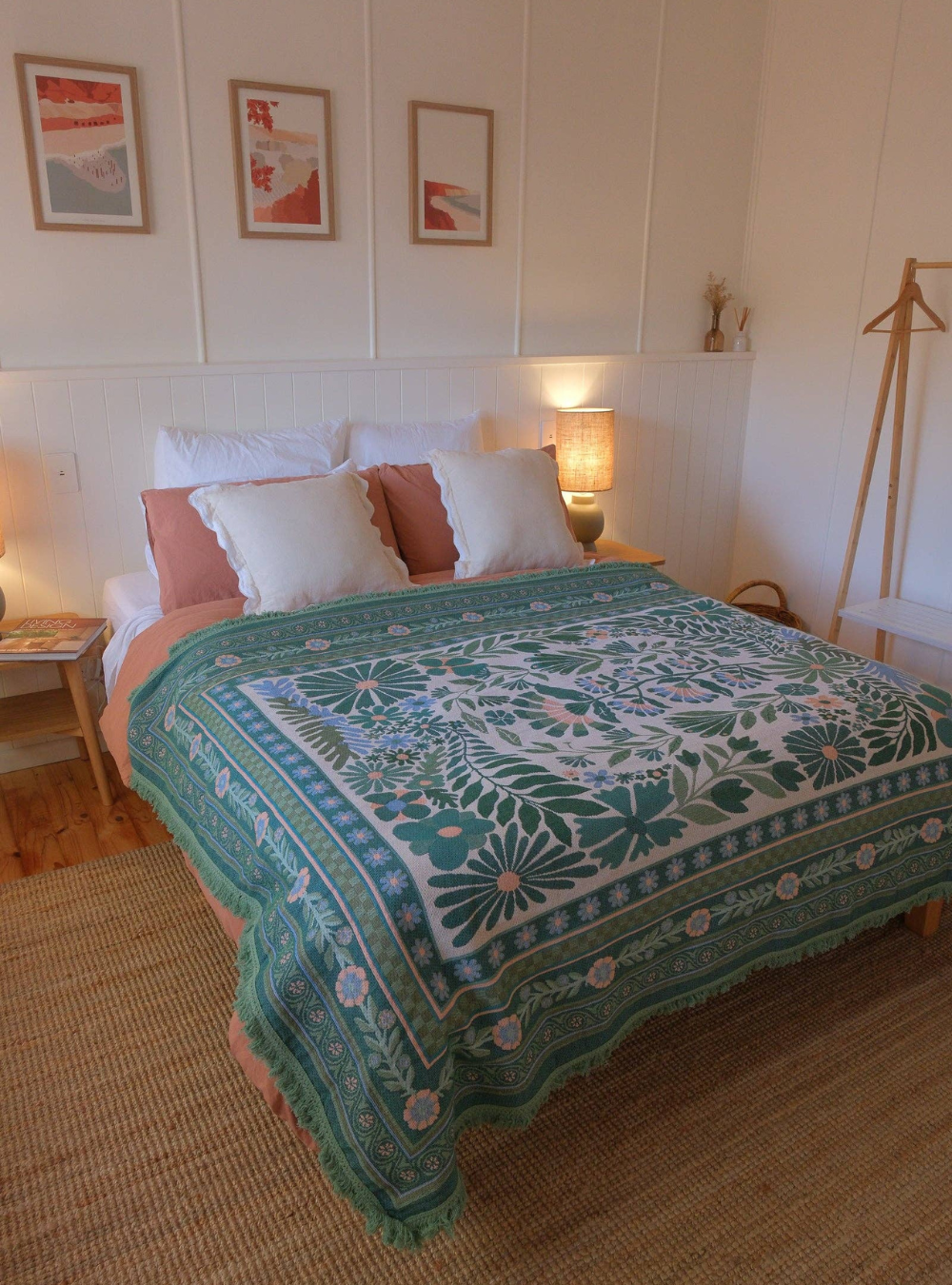 The Dahlia Green Rug: Large