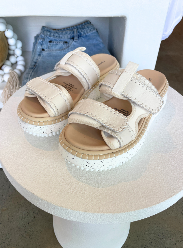 Daru White/Beige Multi Sandals