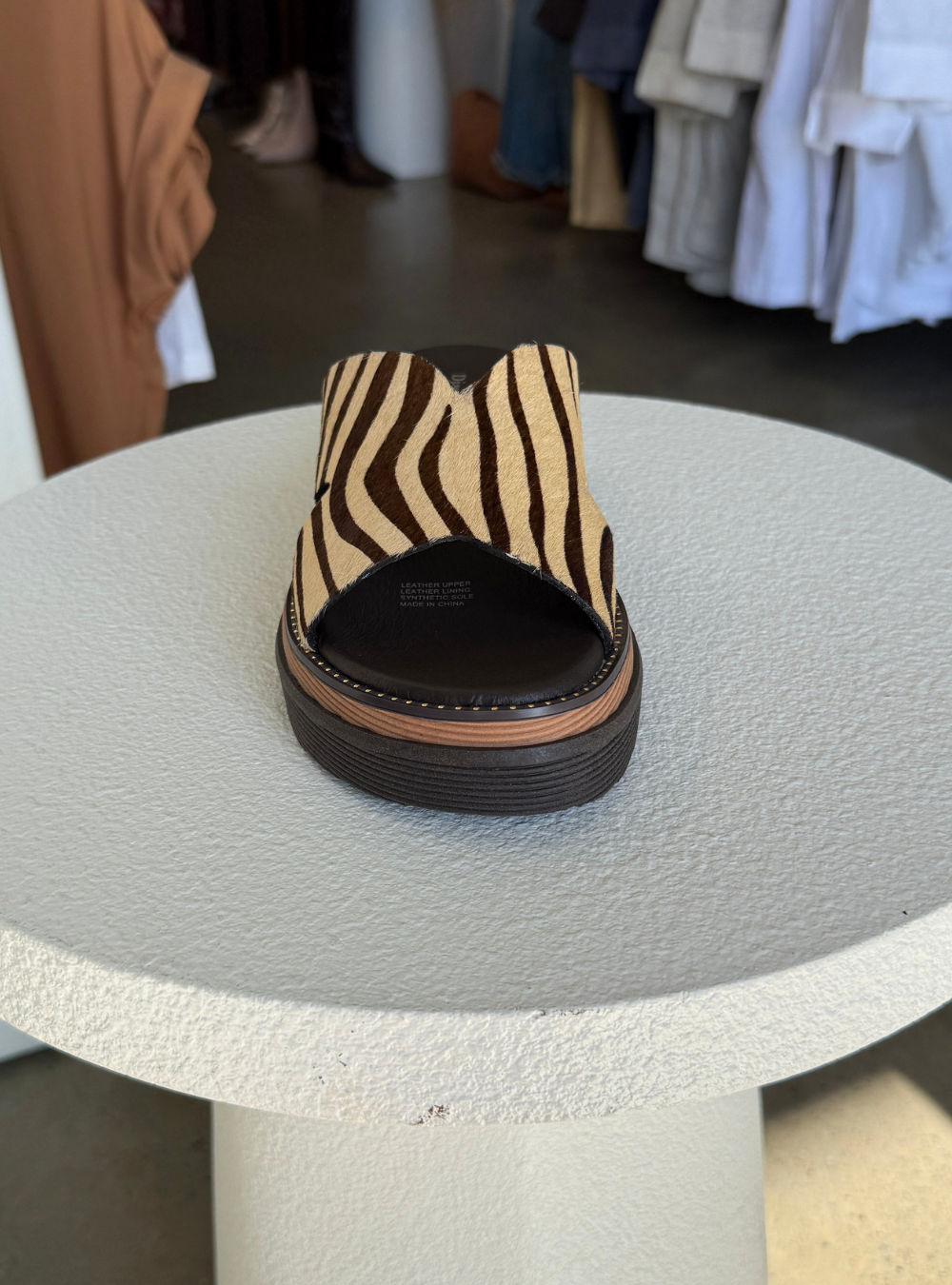 Suki Slides - Camel & Choc Pony