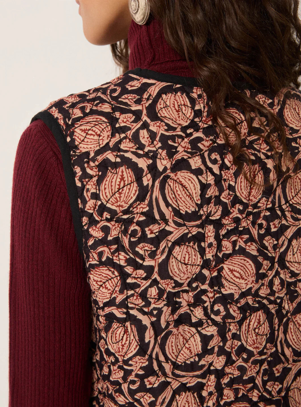Luna Vest - Ebony Rose