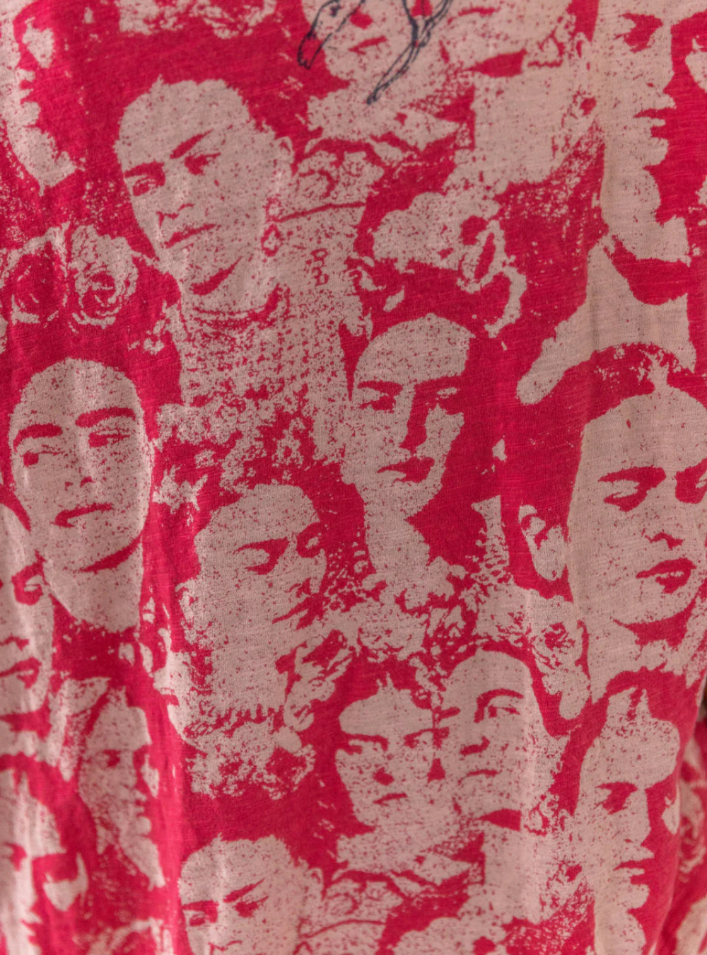 Magnolia Pearl Mural Frida Europa Tee 2071 - Sandia