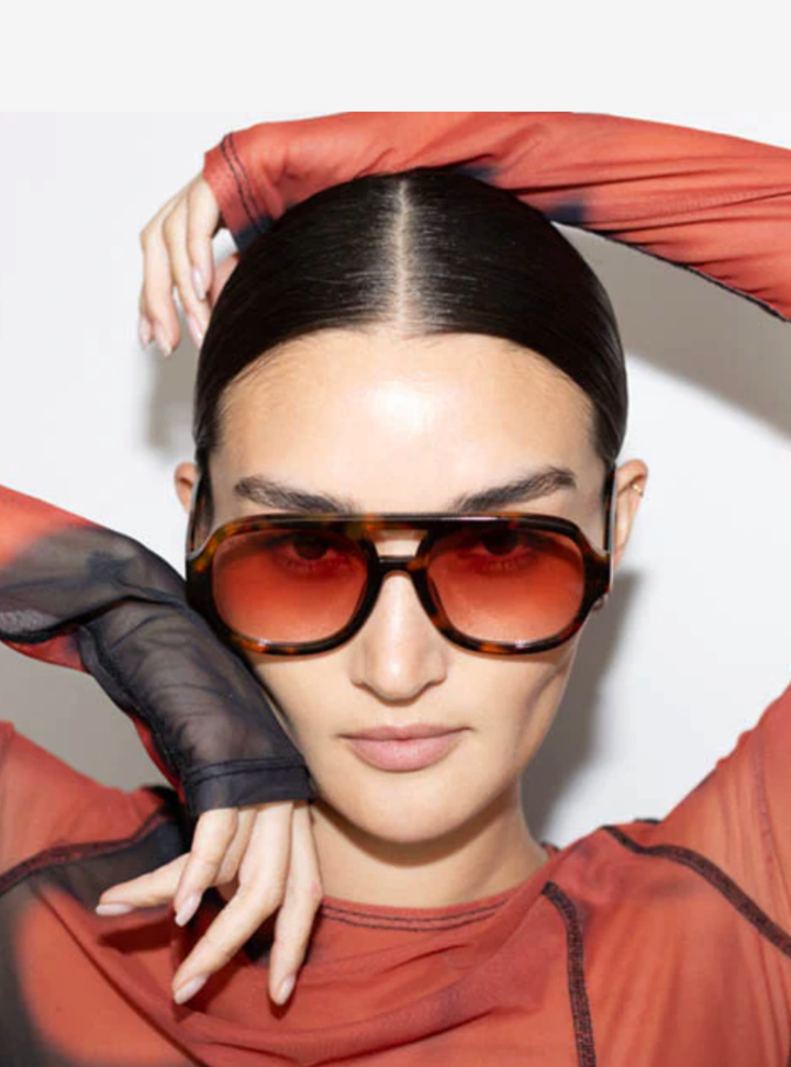 The Special - Turtle Rose