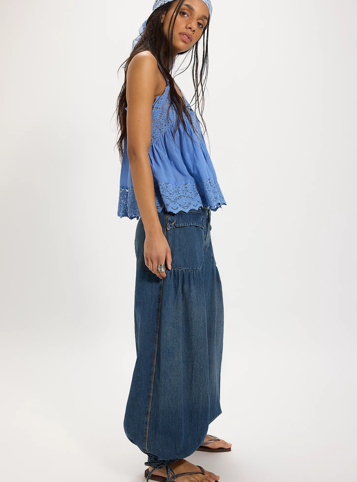 Lotus Balloon Jeans - Juno