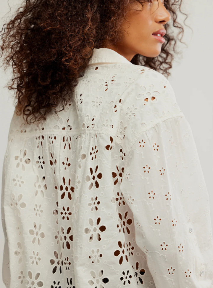 Mae Eyelet Shirt - Ecru Wash