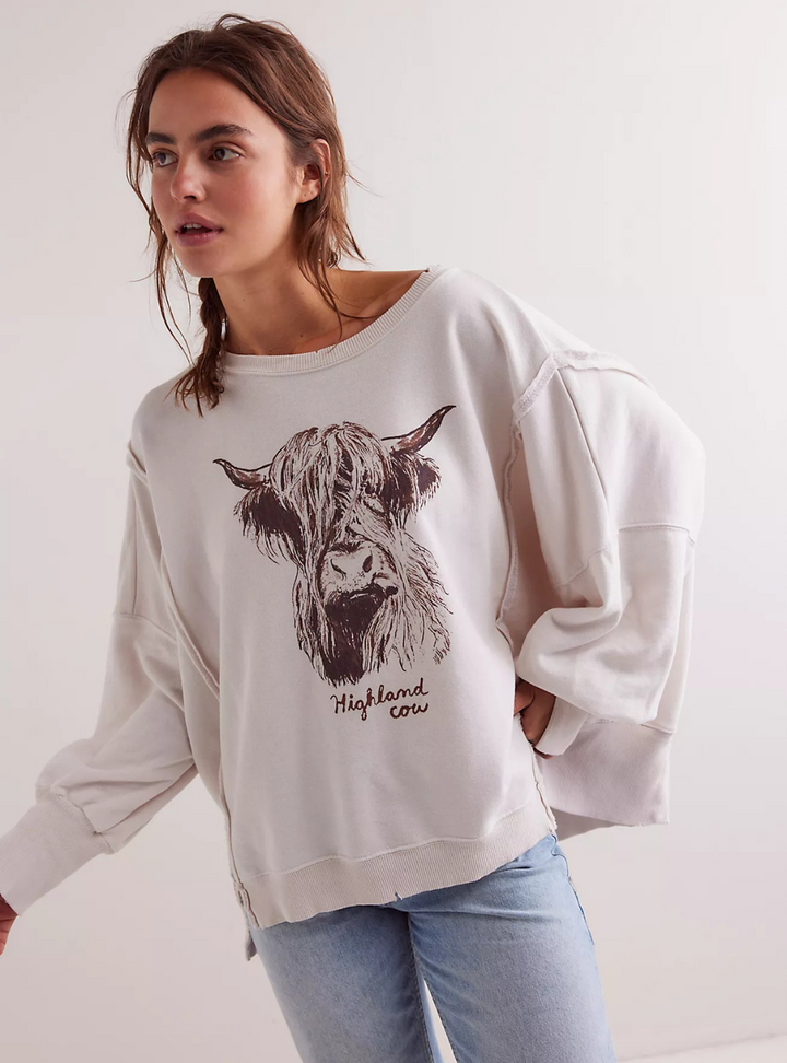 Graphic Camden Pullover - Highland Cow Combo