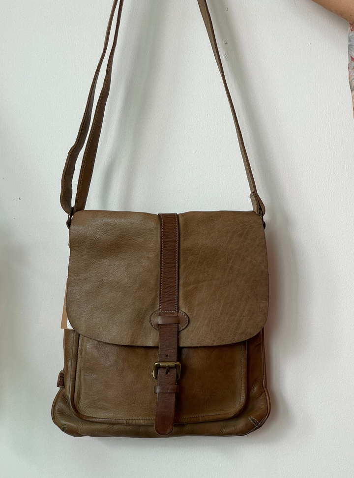 Hudson Buckle Bag - Mud