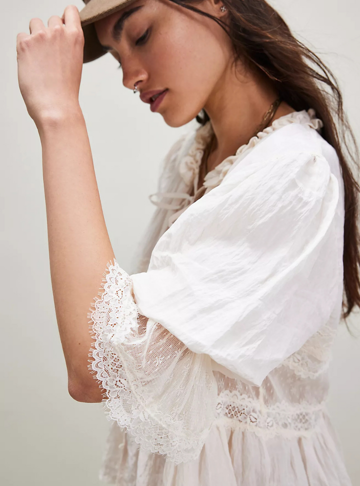 Forever Young Bed Jacket - White Alyssum