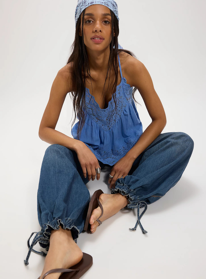 Lotus Balloon Jeans - Juno