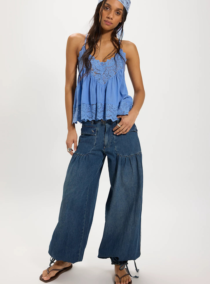 Lotus Balloon Jeans - Juno
