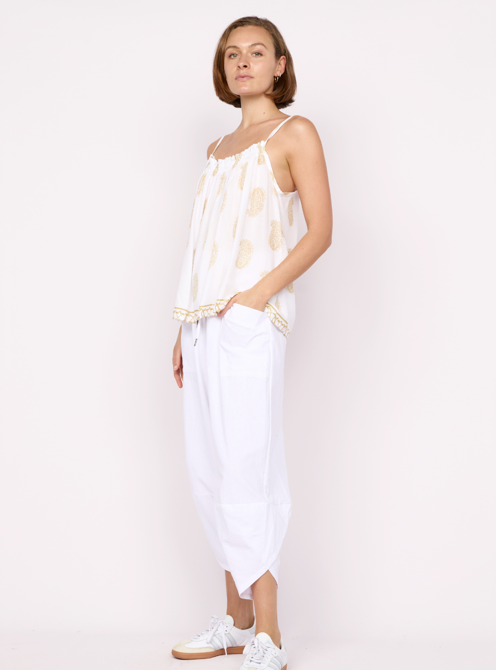 Oracle Gathered Cami - Gold/White