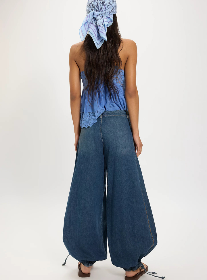 Lotus Balloon Jeans - Juno