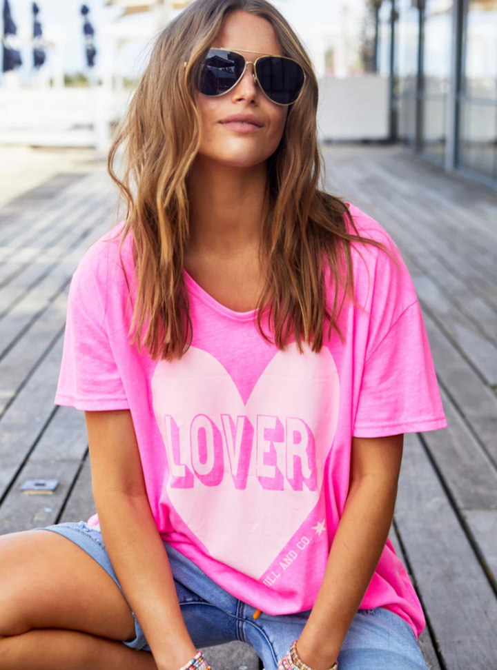 Vintage Wash Lover Heart Tee - Hot Pink