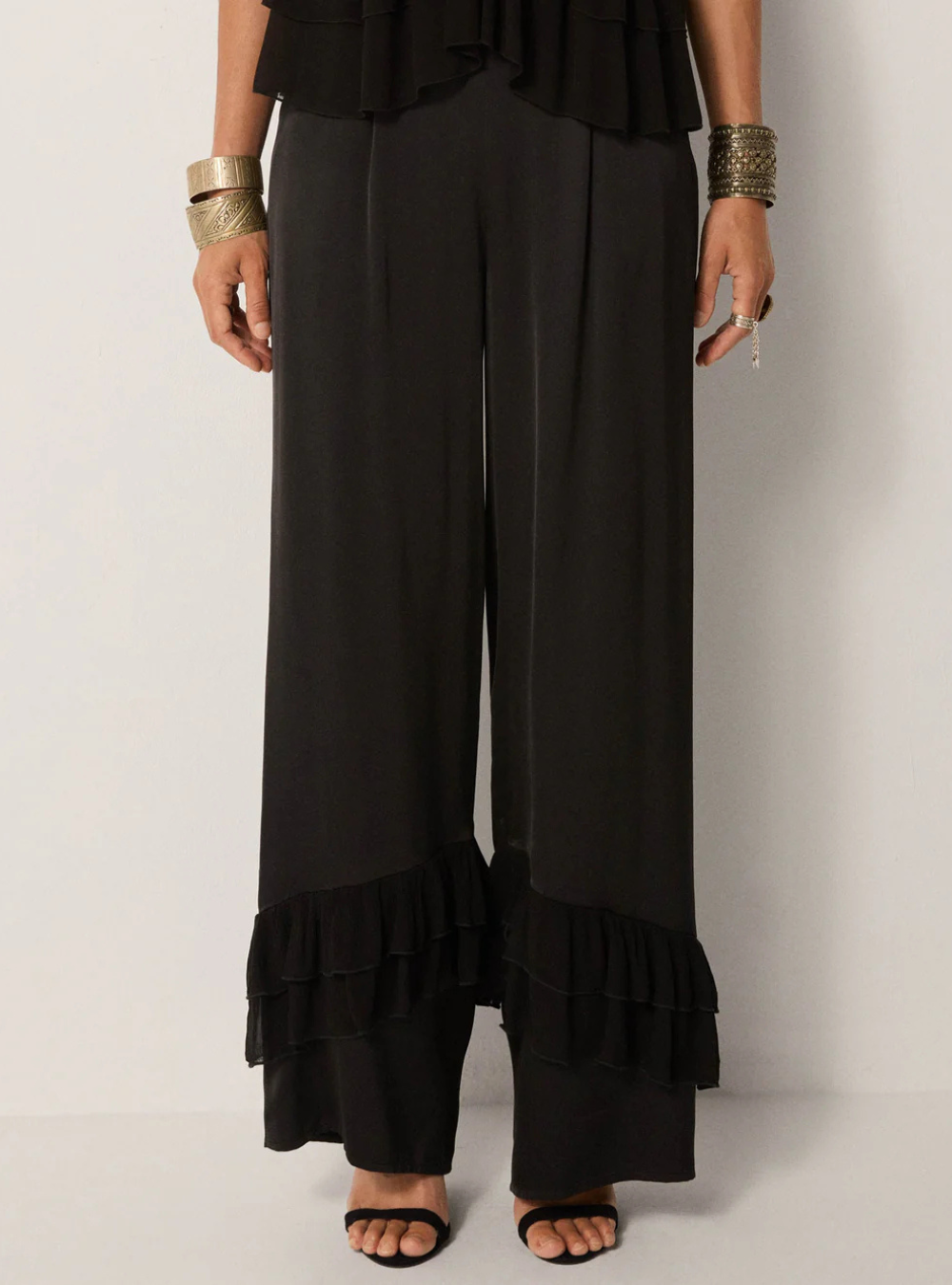 Lucia Pant - Claire de Lune
