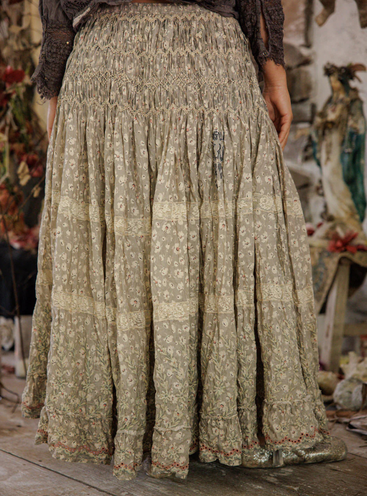 Magnolia Pearl Floral Chrystal Skirt 242 - Gypsophila