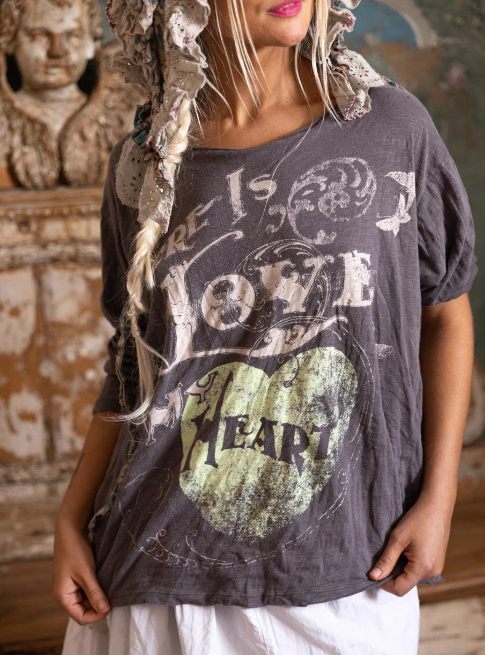 Magnolia Pearl Your Aura Viggo Tee 2211 - Ozzy