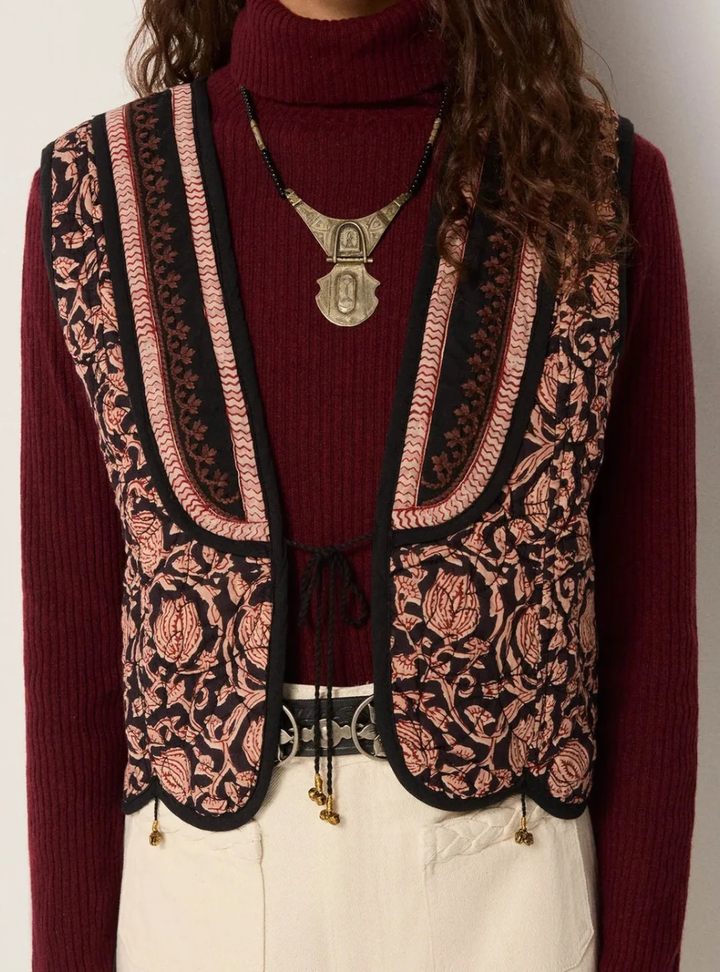 Luna Vest - Ebony Rose