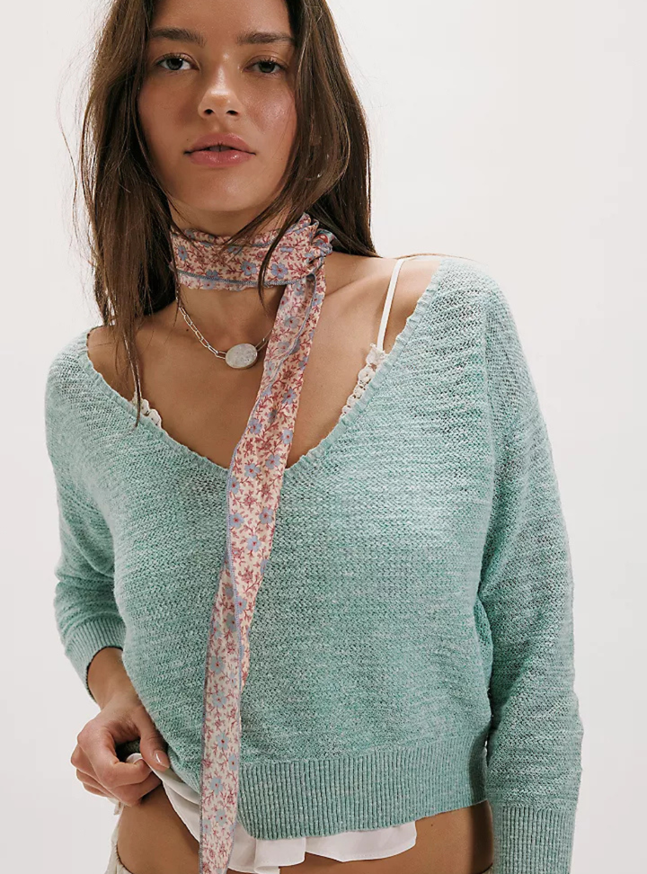 Soft Focus Fine Gauge Pullover - Mermaid