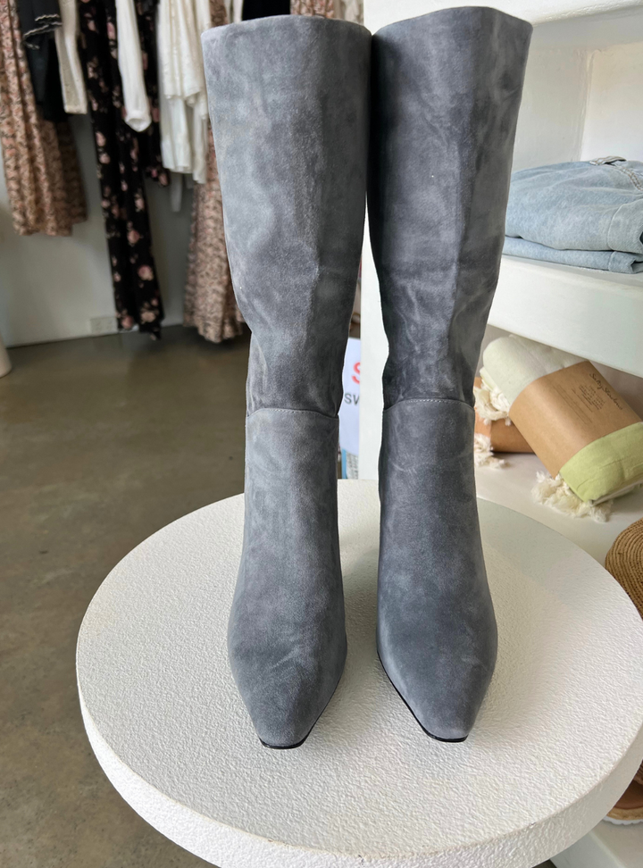 Aleesh Boot – Charcoal Leather Suede