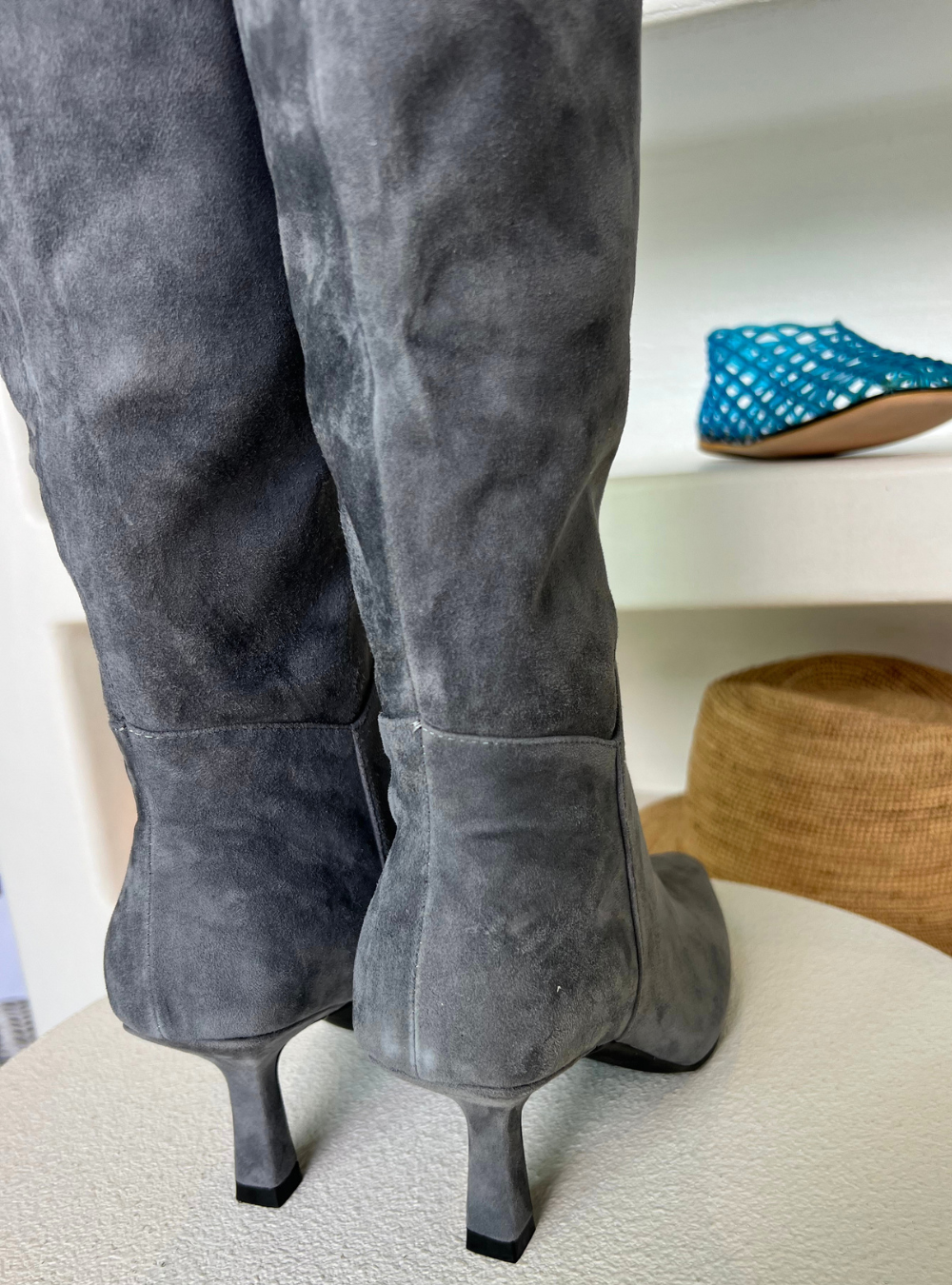 Aleesh Boot – Charcoal Leather Suede